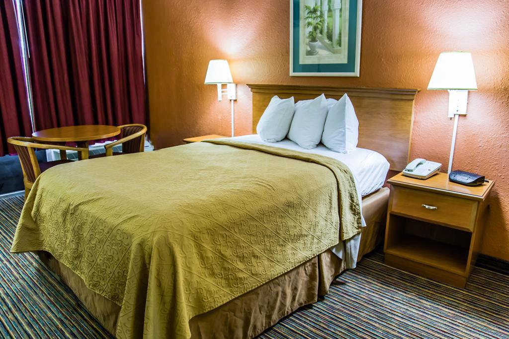 Quality Inn Bradenton - Sarasota North Bagian luar foto
