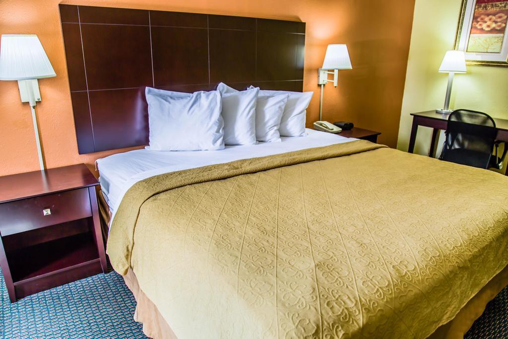 Quality Inn Bradenton - Sarasota North Bagian luar foto