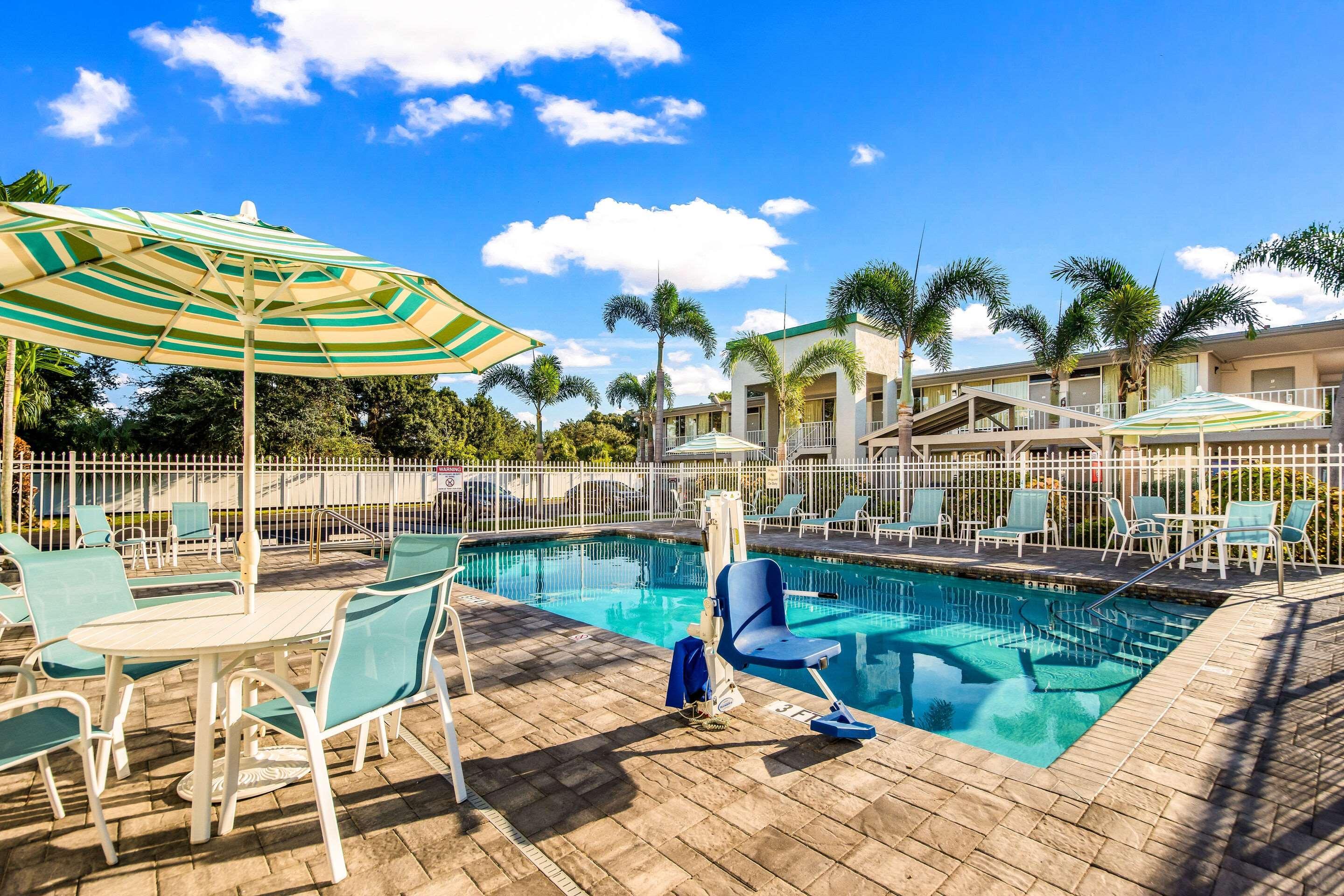 Quality Inn Bradenton - Sarasota North Bagian luar foto